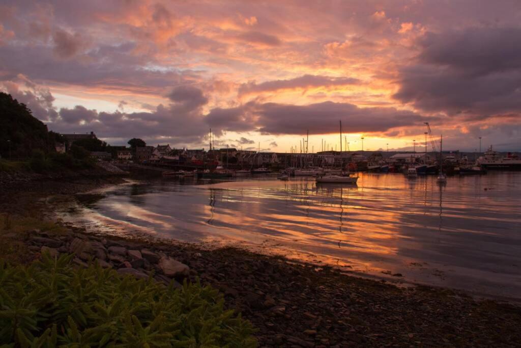 Mallaig Self Catering Apartment エクステリア 写真